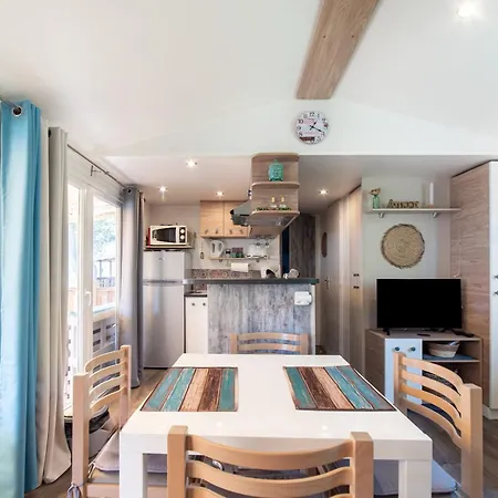 Mobilhome Mar Estang בית נופש *